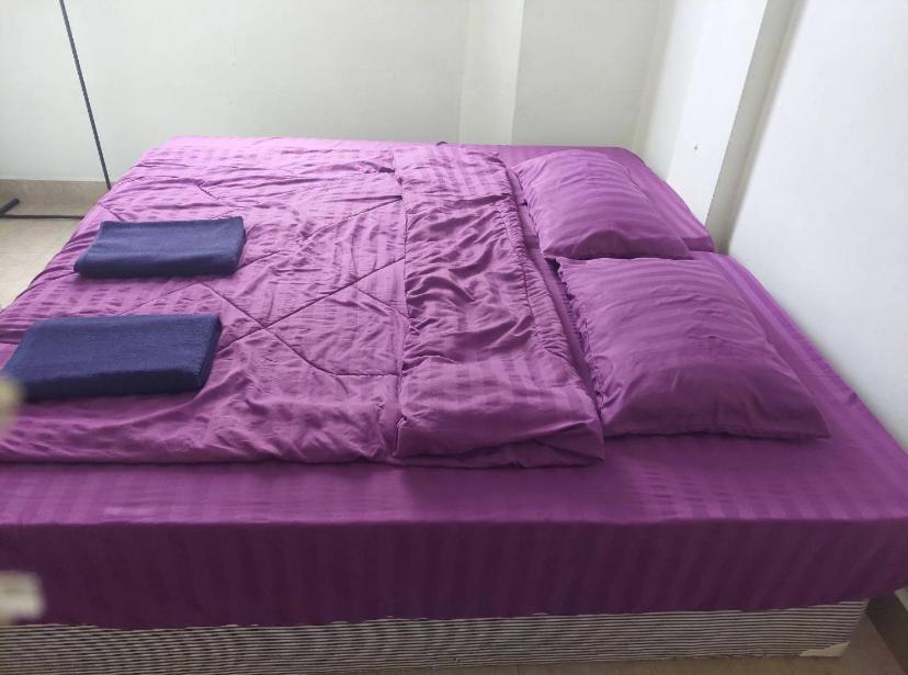 Pluemchai Guesthouse Jomtien Beach Exterior photo